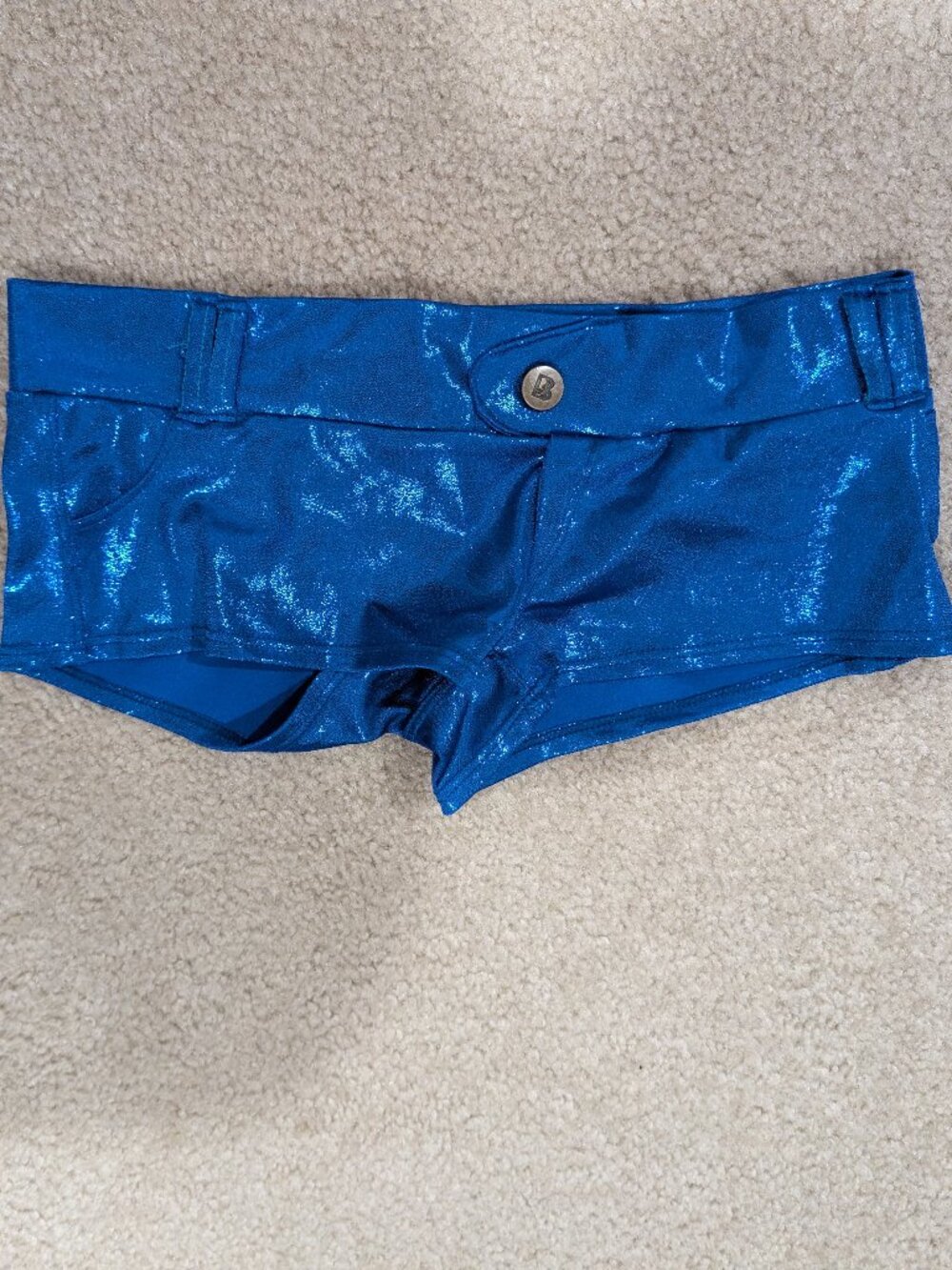 NWOT Rave shorts, M/L